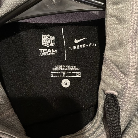 Bengals hoodie (read description) - Picture 8 of 9